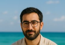 Этибар Эйюб: писатель, который ищет память в цифровую эпоху