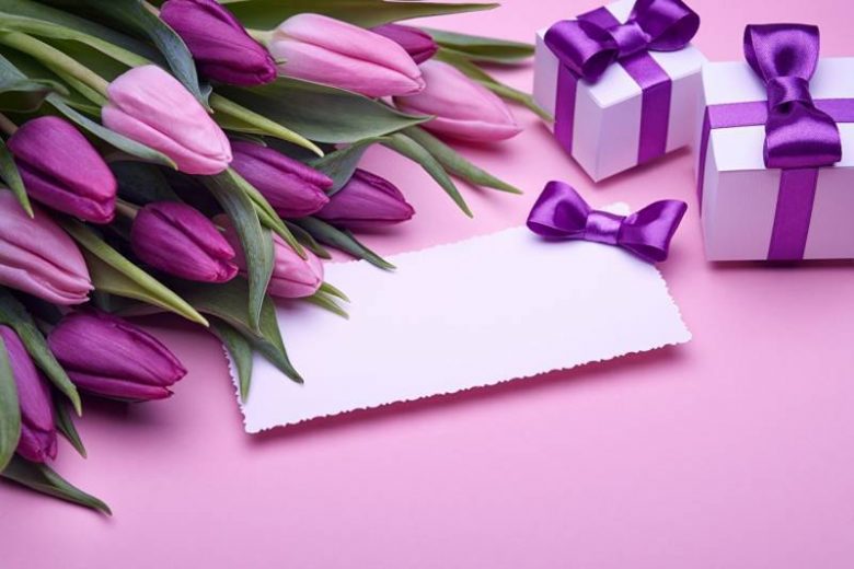 Какие подарки на 8 марта хотят получить женщины от любимых мужчин