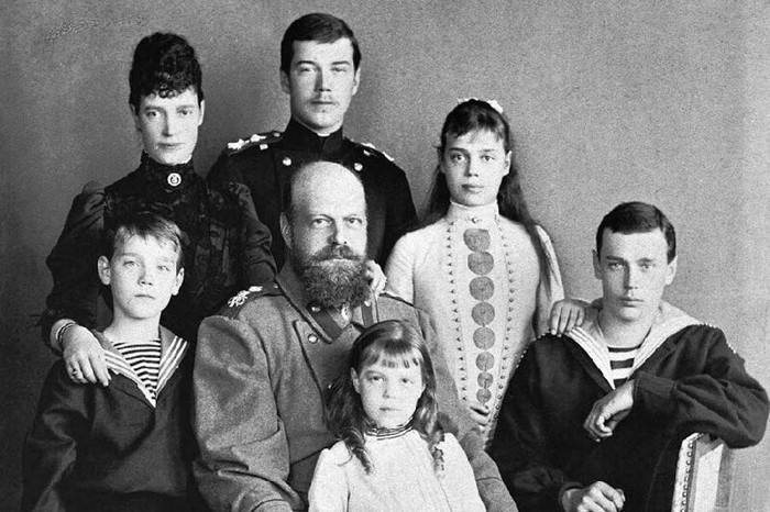 
Почему большевики боялись Михаила Романова, который мог стать последним императором                
