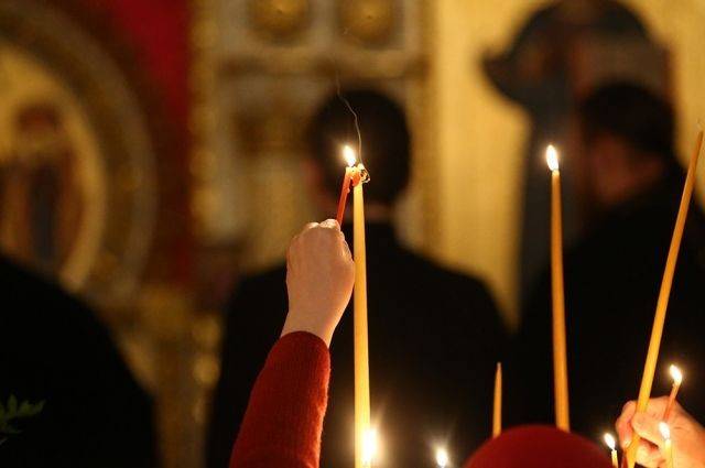 
Традиции и запреты: как провести Михайловскую родительскую субботу и День святителя Павла 18 и 19 ноября                