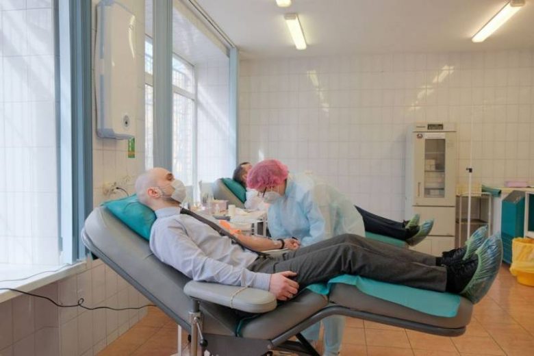 В День донора сотрудники ООО «Транснефть – Балтика» сдали 50 литров крови