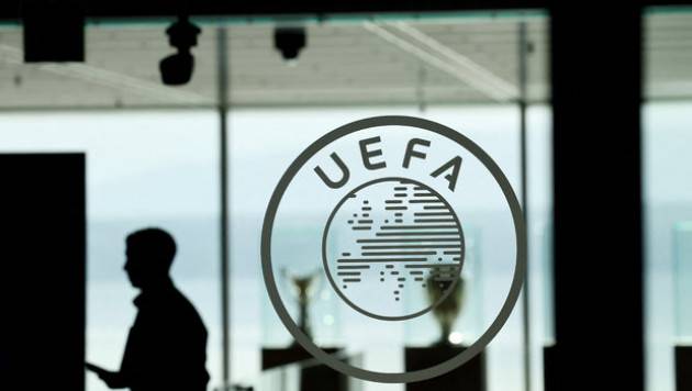 
Великобритания и Ирландия выбраны хозяевами Чемпионата Европы по футболу в 2028 году                